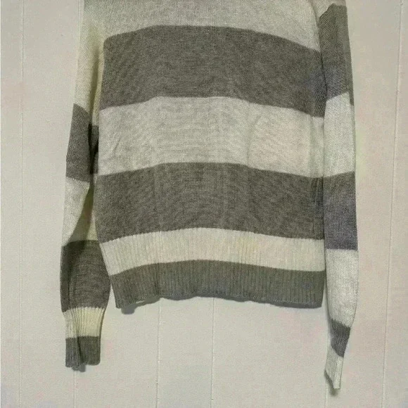 FIA Italia Sweater Womens M Handloomed Gray &Whit New no tag Full Zip Collared - Picture 9 of 12